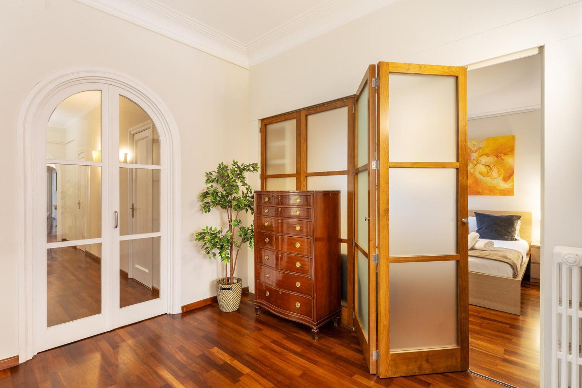 Large & Beautiful Apartment 4Min From Passeig De Gracia 바르셀로나 외부 사진